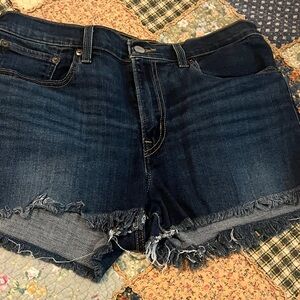 Levi’s high-rise shorts